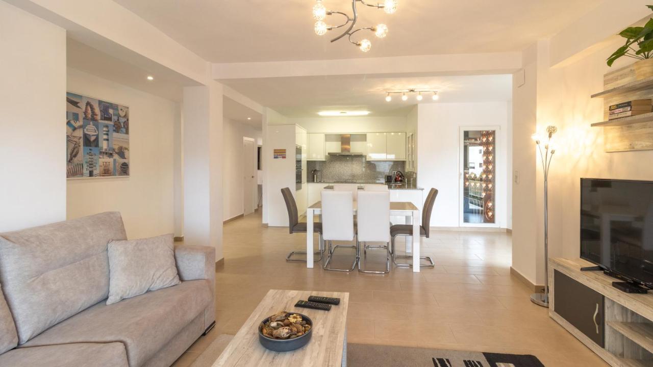Modern 2 Bedroom Apartment 100 M From The Beach Javea Exterior photo
